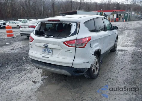 2014 Ford Escape Se z USA, uszkodzony, nr VIN 1FMCU0GX2EUC67124